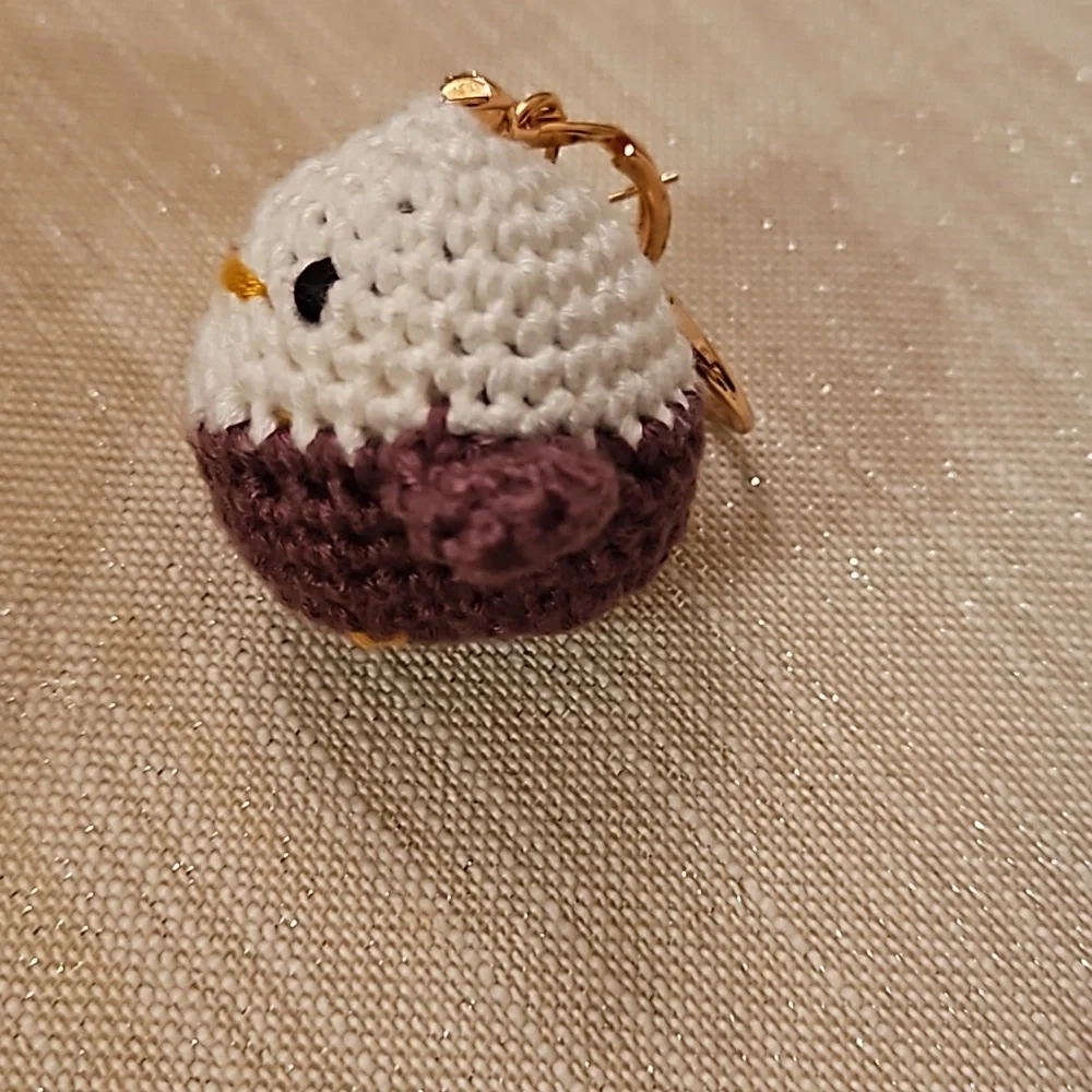 Tiny Bamboo Eagle Keychain - Picture 2 of 6